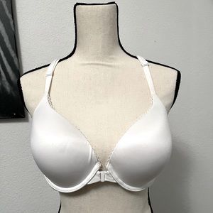 Victoria Secret Razor Back bra - front clasp; 38C. Gently Used.